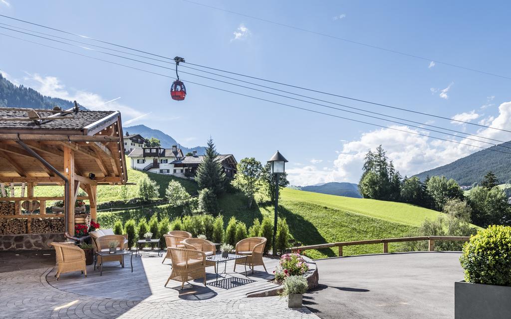 Alpenhotel Rainell Ortisei Eksteriør billede
